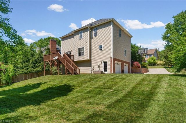 220 Lake Dale Court, Clemmons, NC 27012
