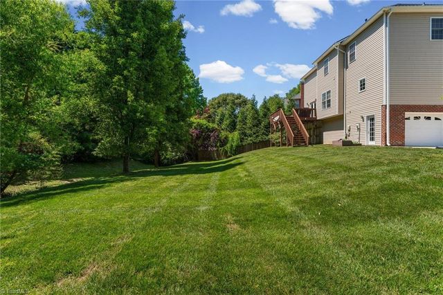 220 Lake Dale Court, Clemmons, NC 27012
