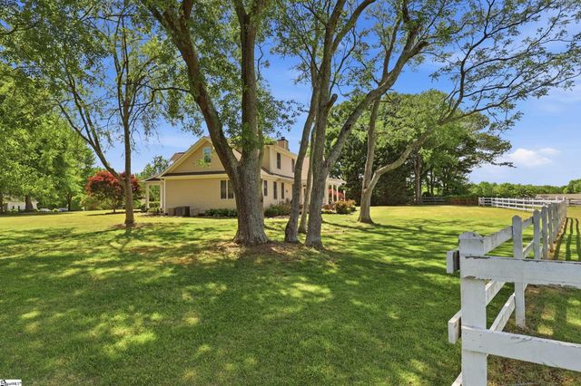 10 Andelusian Court, Pelzer, SC 29669