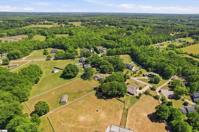 10 Andelusian Court, Pelzer, SC 29669