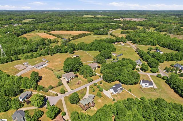 10 Andelusian Court, Pelzer, SC 29669