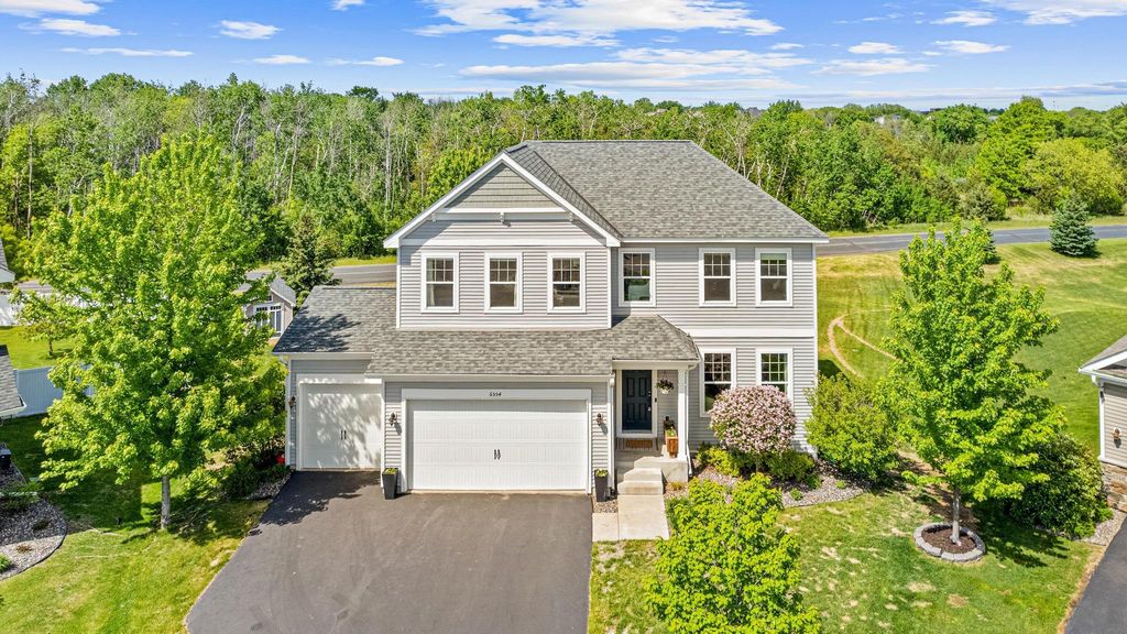 6554 102nd Avenue N, Brooklyn Park, MN 55445