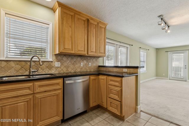 3434 BLANDING Boulevard, 214, Jacksonville, FL 32210