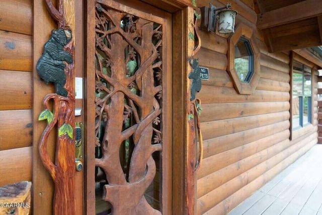 1840 Laurel Valley Way, Sevierville, TN 37862