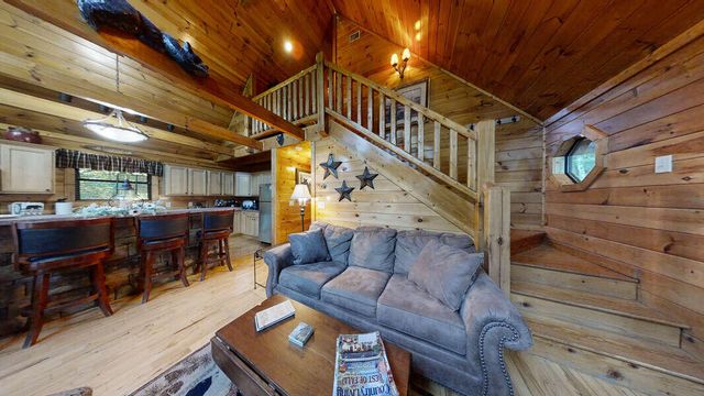 1840 Laurel Valley Way, Sevierville, TN 37862