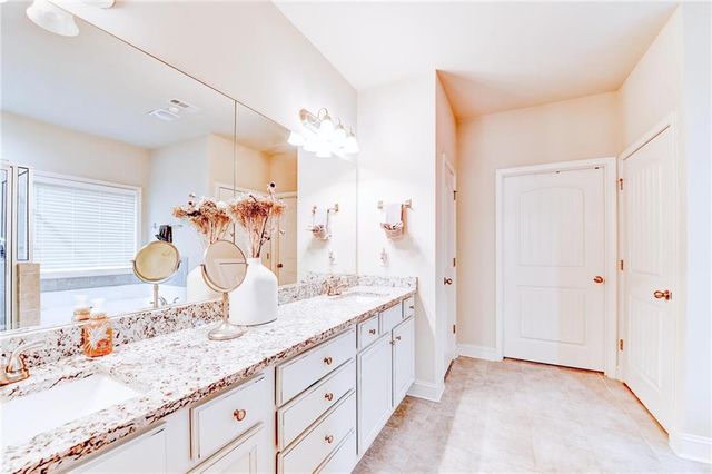 2583 Madison Mae Lane, Grayson, GA 30017