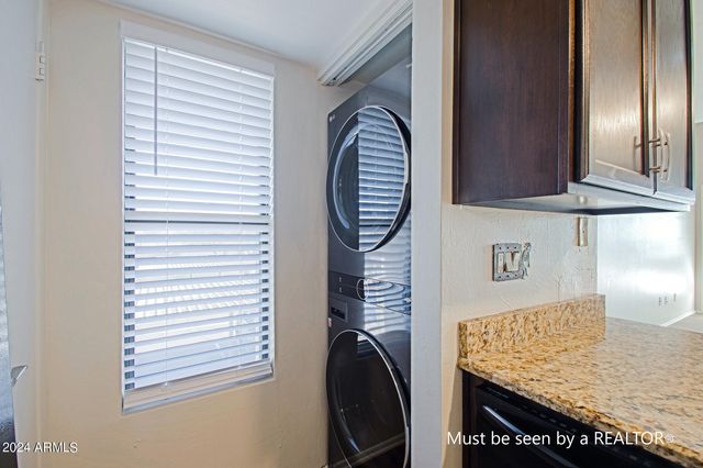 30 E Brown Road Unit 2014, Mesa, AZ 85201