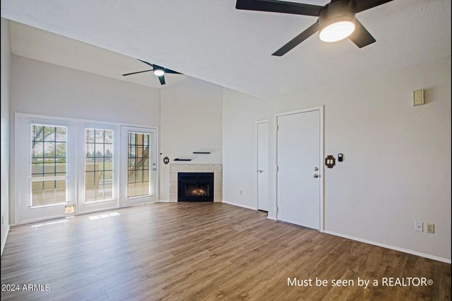 30 E Brown Road Unit 2014, Mesa, AZ 85201