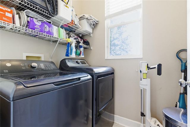 607 BUTCH CASSIDY TRAIL, Wimauma, FL 33598