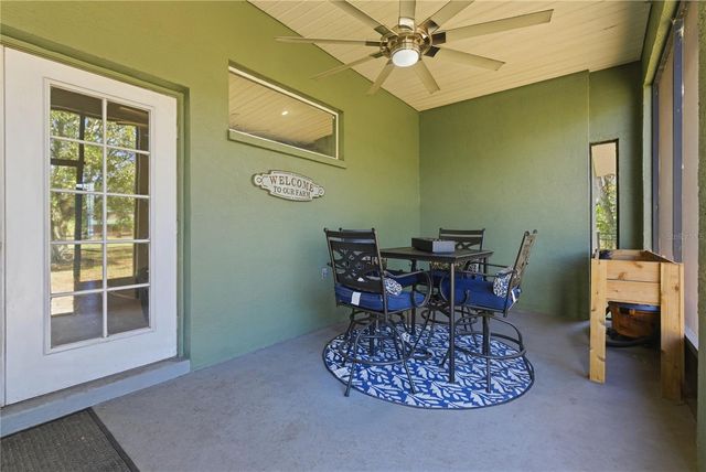 607 BUTCH CASSIDY TRAIL, Wimauma, FL 33598