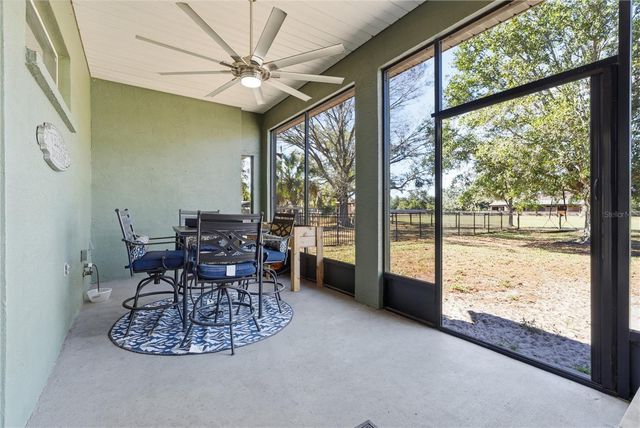 607 BUTCH CASSIDY TRAIL, Wimauma, FL 33598