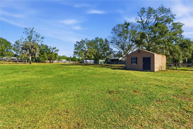 607 BUTCH CASSIDY TRAIL, Wimauma, FL 33598