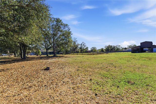 607 BUTCH CASSIDY TRAIL, Wimauma, FL 33598