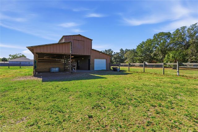 607 BUTCH CASSIDY TRAIL, Wimauma, FL 33598