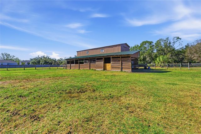 607 BUTCH CASSIDY TRAIL, Wimauma, FL 33598