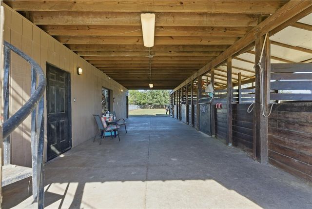 607 BUTCH CASSIDY TRAIL, Wimauma, FL 33598