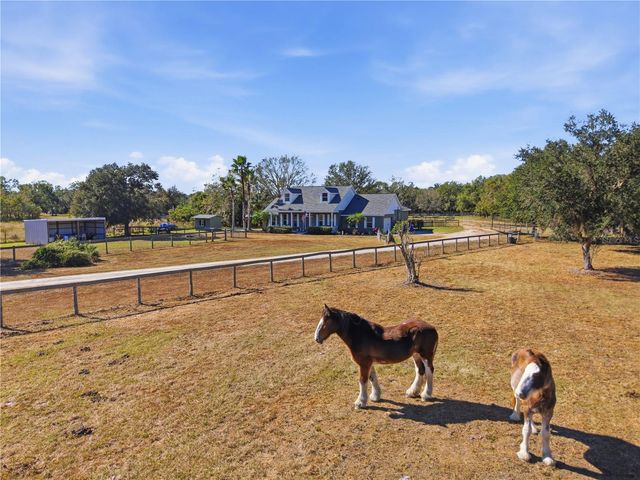 607 BUTCH CASSIDY TRAIL, Wimauma, FL 33598