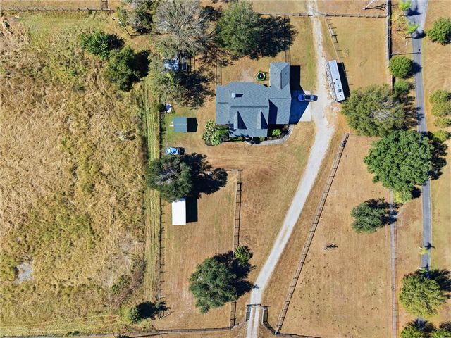607 BUTCH CASSIDY TRAIL, Wimauma, FL 33598
