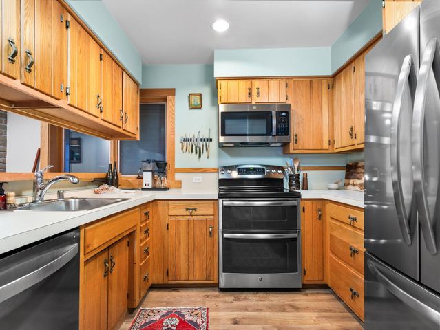 236 N Front Street, Suttons Bay Twp, MI 49682