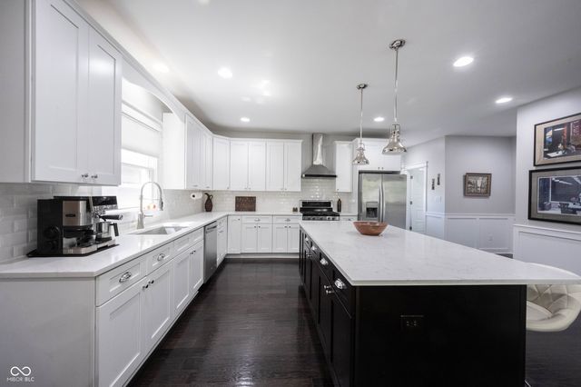 2350 N College Avenue, Indianapolis, IN 46205