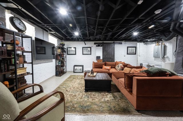 2350 N College Avenue, Indianapolis, IN 46205