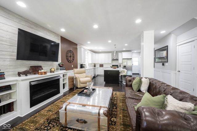 2350 N College Avenue, Indianapolis, IN 46205