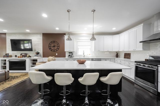 2350 N College Avenue, Indianapolis, IN 46205