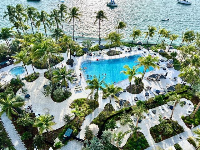 1500 Bay Rd 338S, Miami Beach, FL 33139