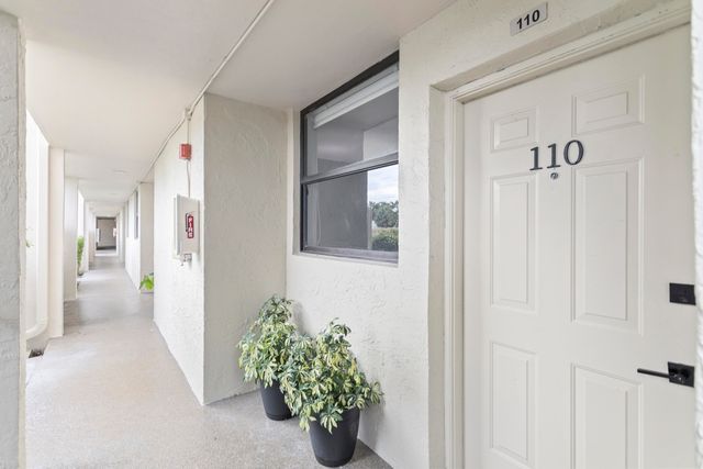 118 Lake Emerald Drive 110, Oakland Park, FL 33309