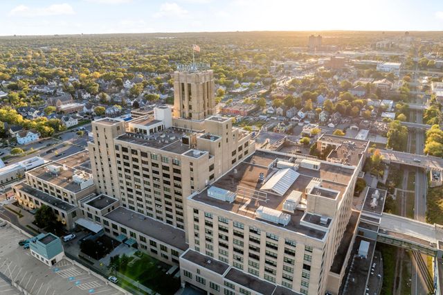 2929 Chicago Avenue 1003, Minneapolis, MN 55407