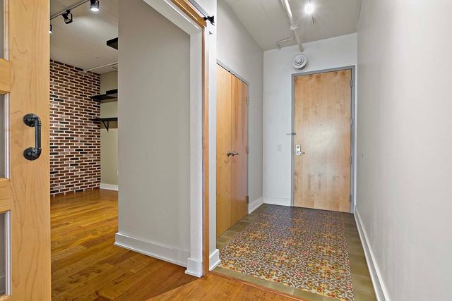 2929 Chicago Avenue 1003, Minneapolis, MN 55407