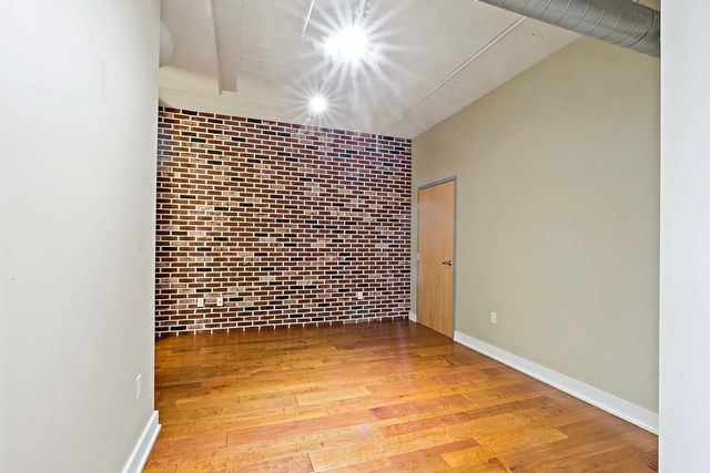 2929 Chicago Avenue 1003, Minneapolis, MN 55407