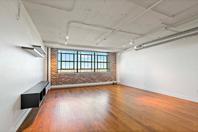 2929 Chicago Avenue 1003, Minneapolis, MN 55407