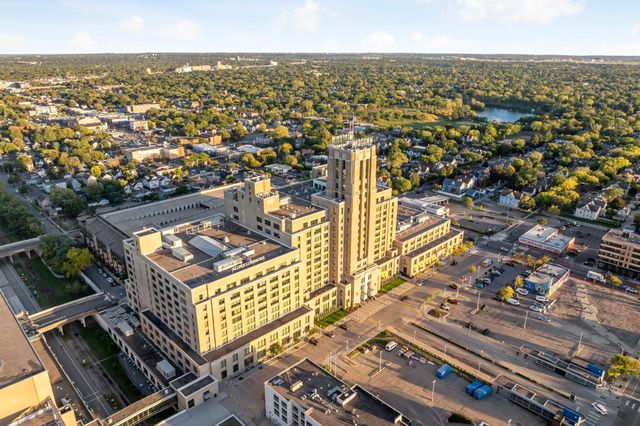 2929 Chicago Avenue 1003, Minneapolis, MN 55407