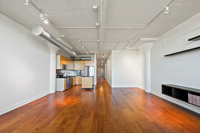 2929 Chicago Avenue 1003, Minneapolis, MN 55407