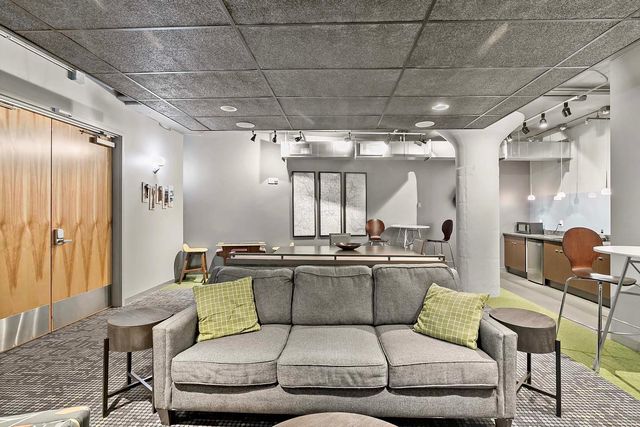 2929 Chicago Avenue 1003, Minneapolis, MN 55407