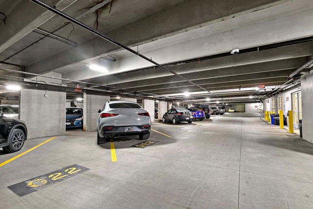 2929 Chicago Avenue 1003, Minneapolis, MN 55407