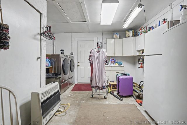 121 W Cleveland Avenue, Sapulpa, OK 74066