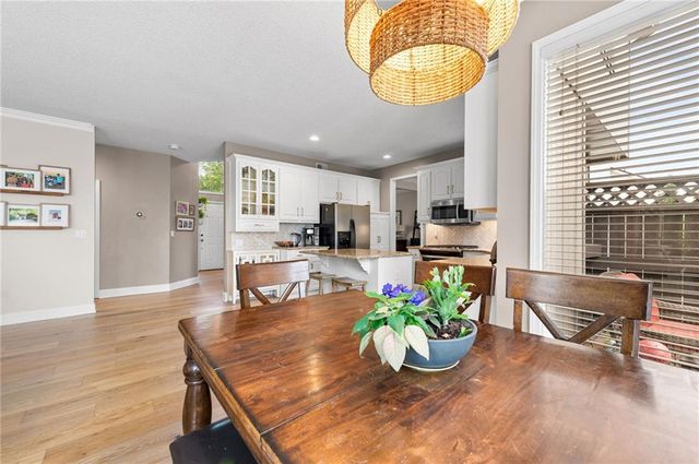 8112 W 145th Street, Overland Park, KS 66223