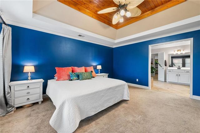 8112 W 145th Street, Overland Park, KS 66223