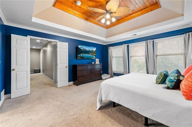 8112 W 145th Street, Overland Park, KS 66223