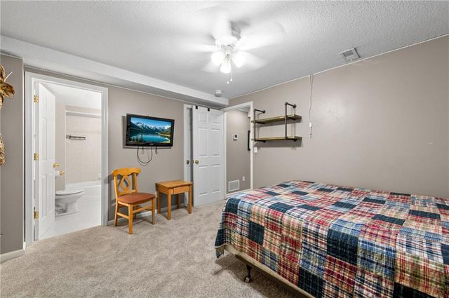 8112 W 145th Street, Overland Park, KS 66223