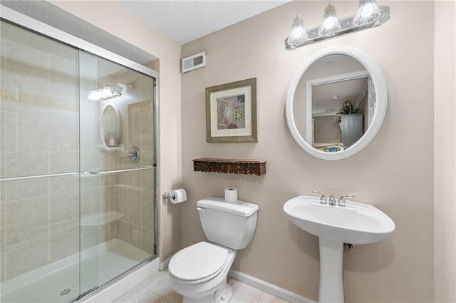 8112 W 145th Street, Overland Park, KS 66223
