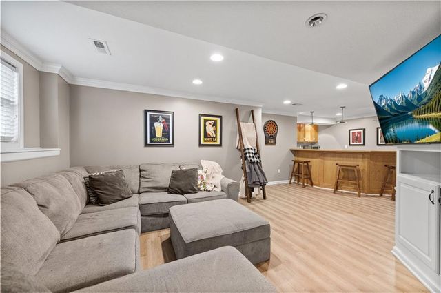 8112 W 145th Street, Overland Park, KS 66223