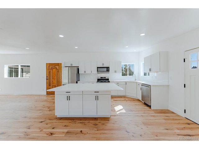 8055 Simms St, Arvada, CO 80005