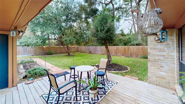 3819 Brook Shadow Drive, Kingwood, TX 77345