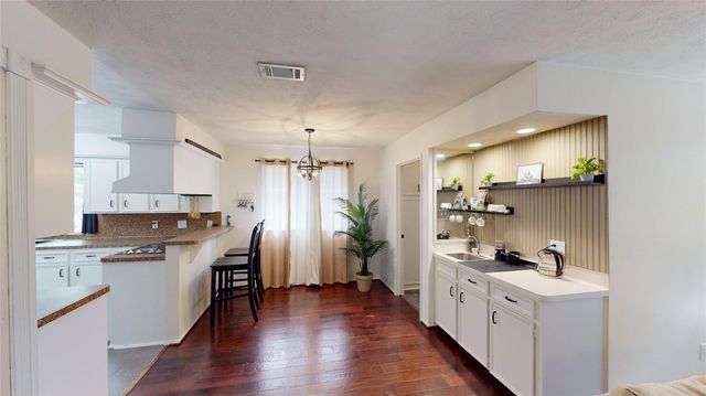 3819 Brook Shadow Drive, Kingwood, TX 77345