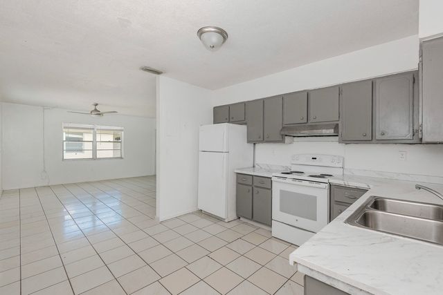 1911 SW 4TH Avenue 1-3, Fort Lauderdale, FL 33315