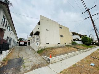 715 W Hyde Park, Inglewood, CA 90302