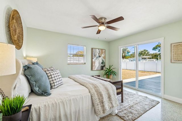 6041 5TH AVENUE N, St Petersburg, FL 33710